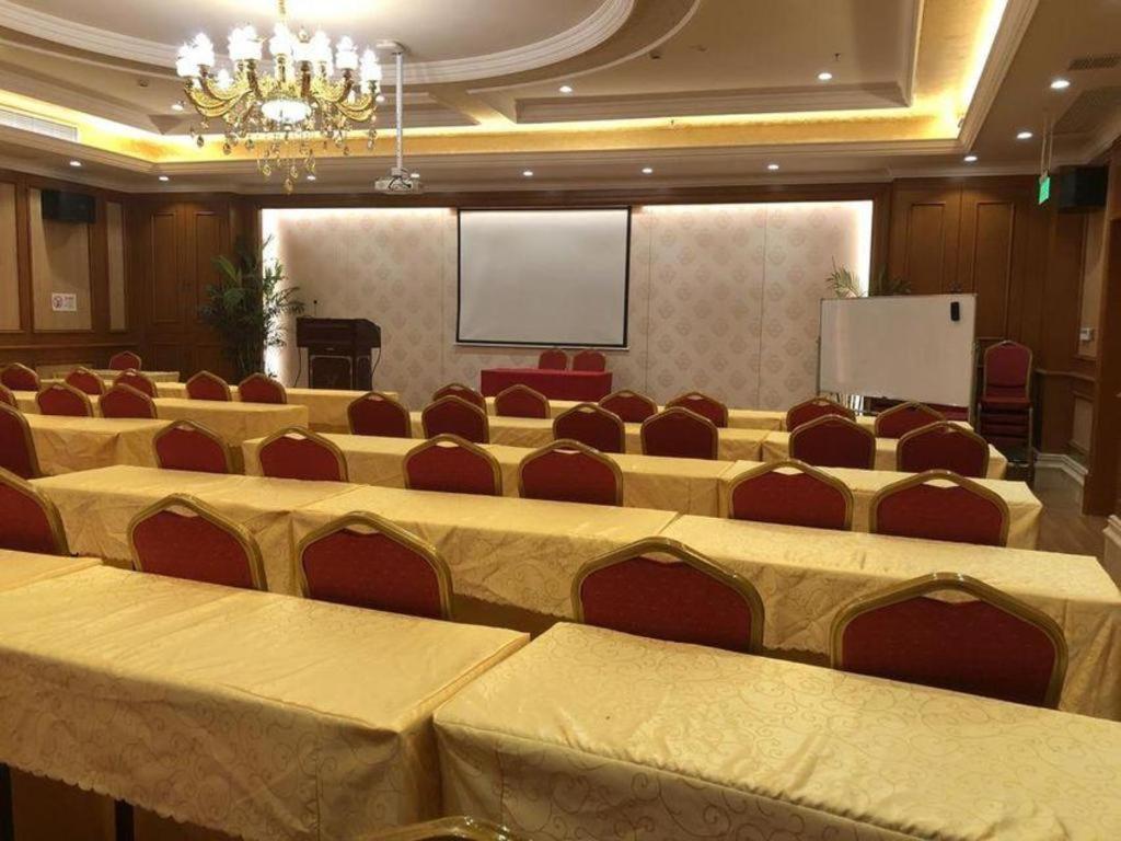 Hotel Vienna Hongqiao National Exhibition Center Fengxi Beiqing Road Shanghai
